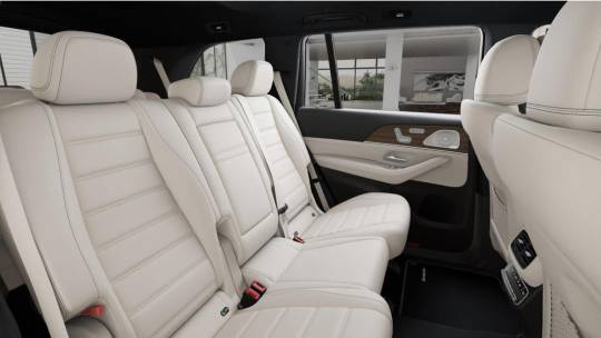 2025 Mercedes-Benz GLS