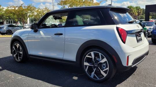2025 Mini Hardtop