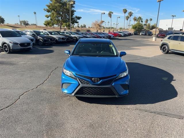 2018 toyota camry se