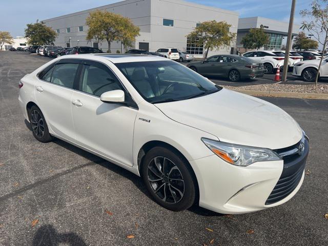 2015 toyota camry hybrid xle
