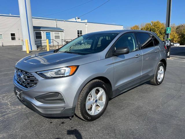 2022 ford edge se