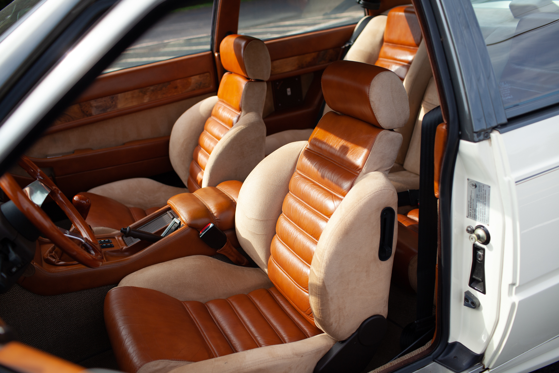 1987 maserati biturbo si 5-speed