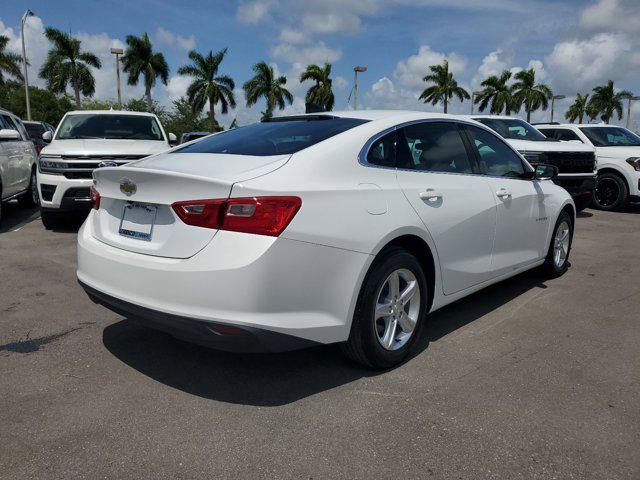 2022 chevrolet malibu 1ls