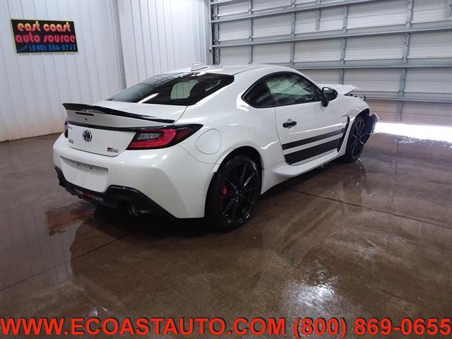 2024 toyota gr86 base