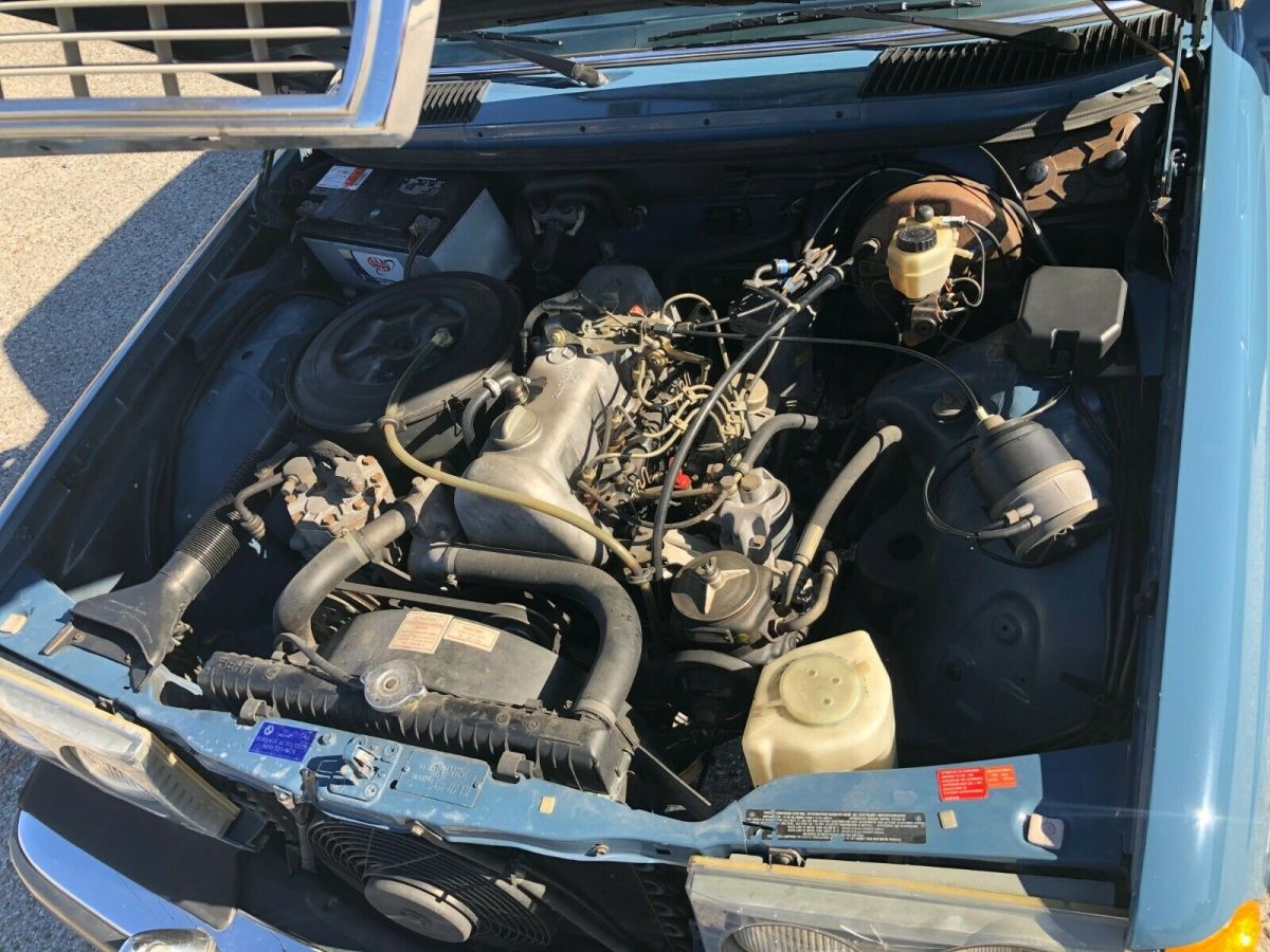 1977 mercedes-benz 240d with original paint, made in germany