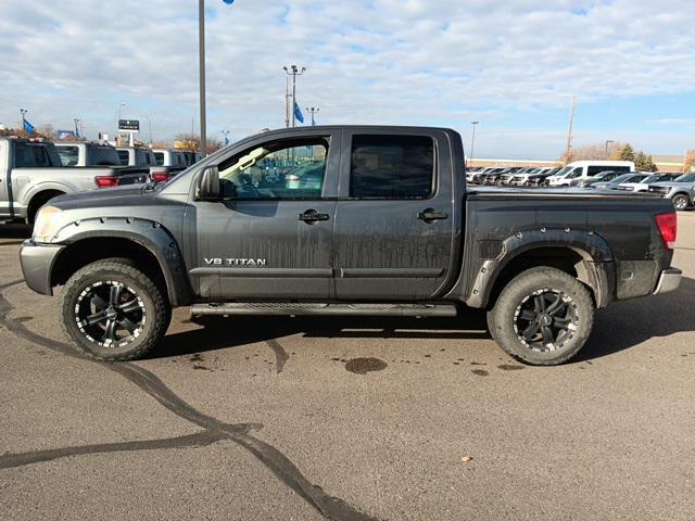 2012 nissan titan sv