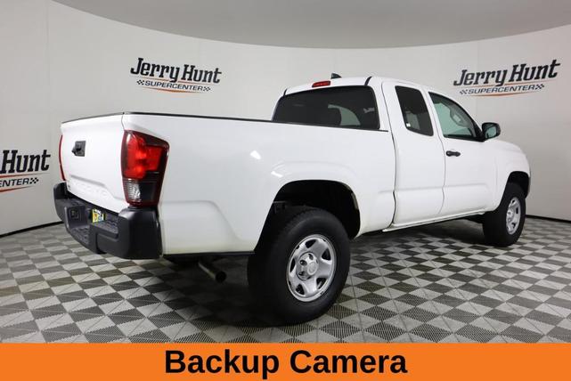 2022 toyota tacoma sr