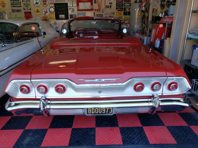 **must see** 1963 chevy impala convertible, full frame off, highly detailed car