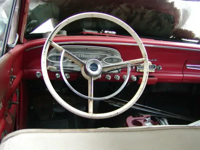1961 mercury comet 4 door sedan