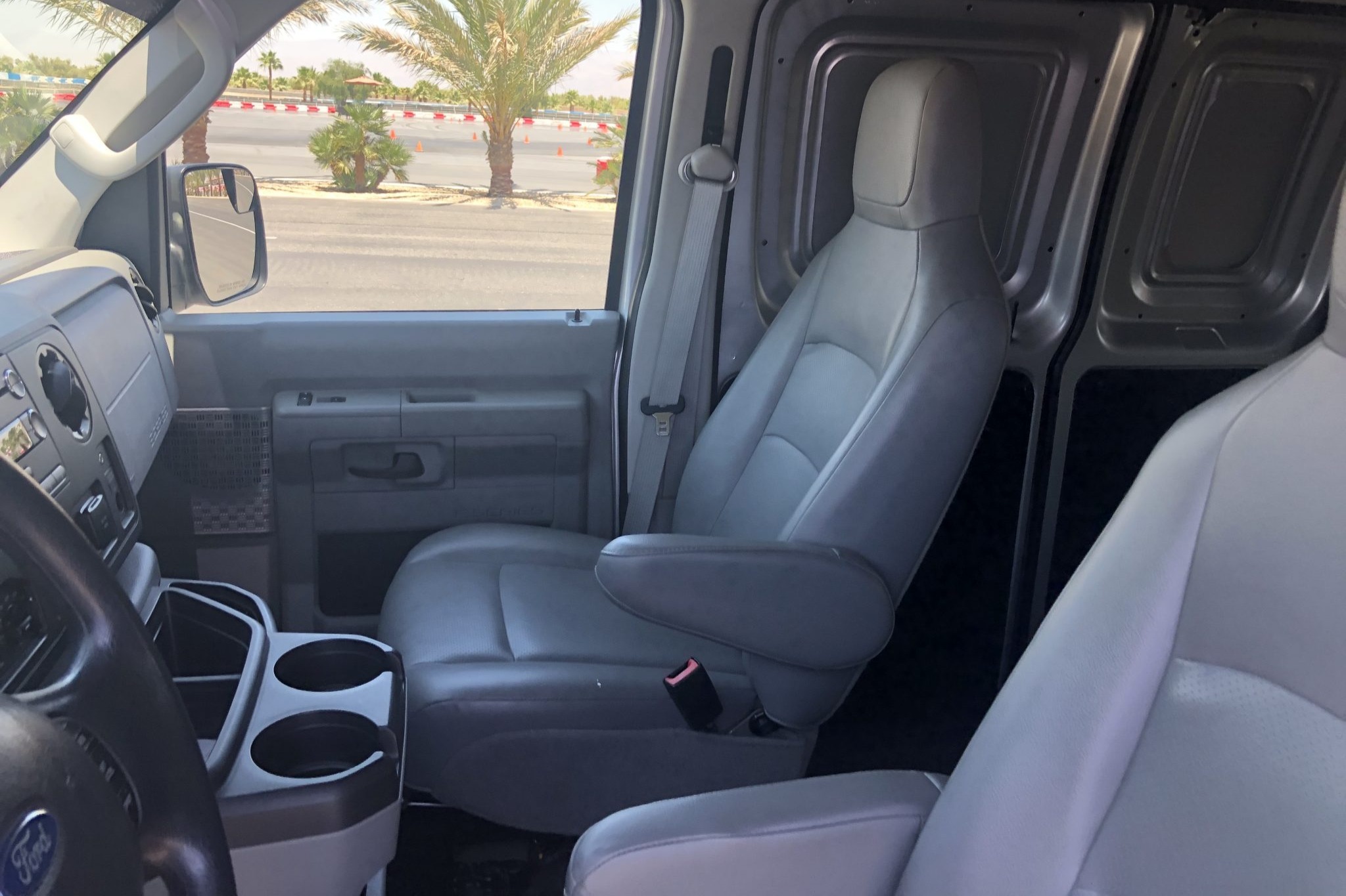 2013 ford e-350 sportsmobile 4×4