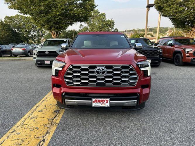 new 2024 toyota sequoia sr5