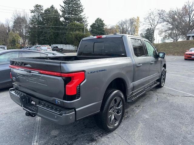 2022 ford f-150 lightning lariat