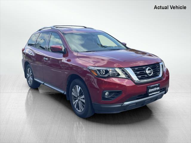 2017 nissan pathfinder sv