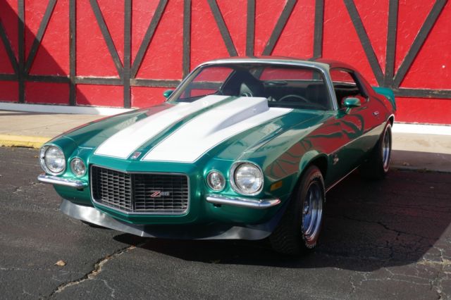 1972 chevrolet camaro -split bumper - 454 -ralley green - solid muscle car