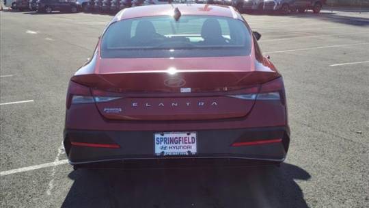 2024 Hyundai Elantra