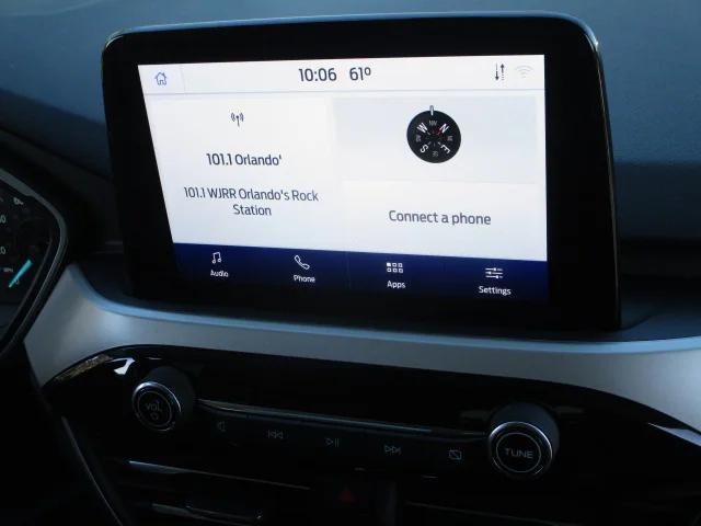 2021 ford escape se