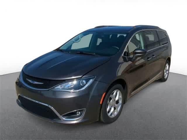 2019 chrysler pacifica touring-l plus