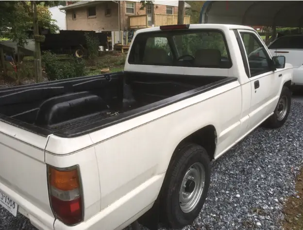 1994 mitsubishi mighty max truck (will consider trades or offers)