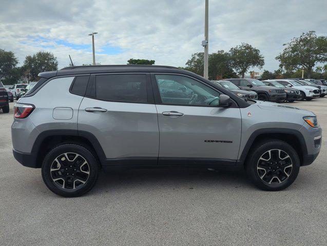 2020 jeep compass trailhawk