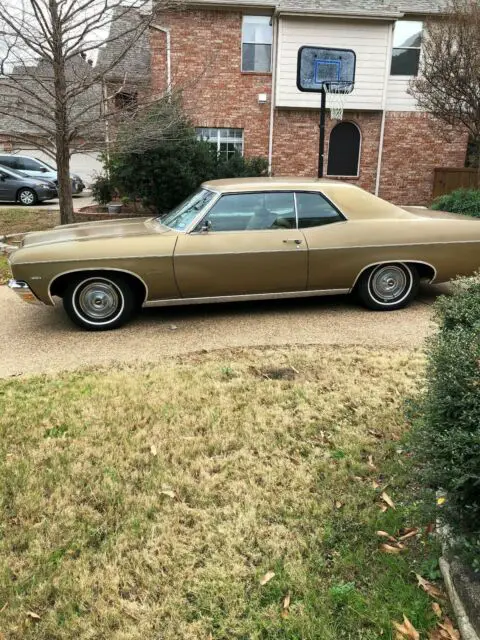 1970 chevrolet impala 2 dr coupe spectacular=19800 miles