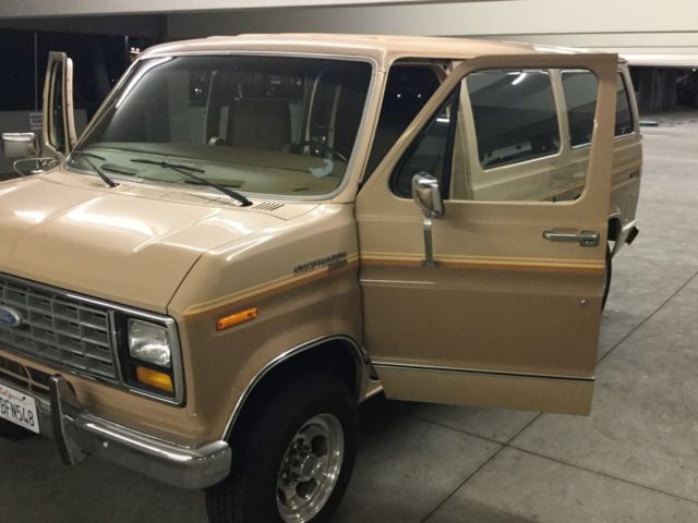 1984 ford econoline van vintage econoline club wagon
