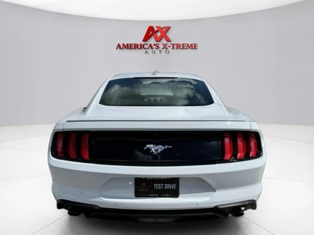 2023 ford mustang ecoboost premium