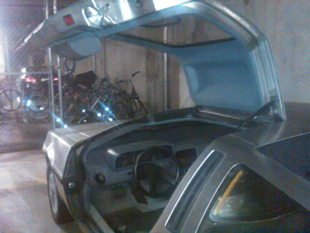 1981 delorean dmc12 11500 miles silver auto