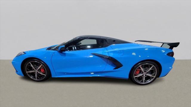 2022 chevrolet corvette stingray w/2lt