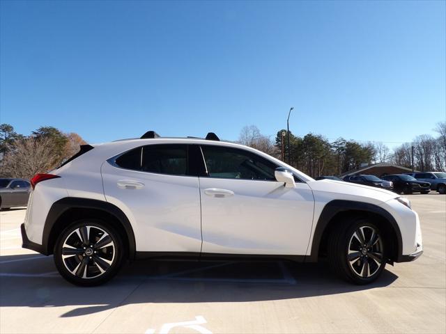 2019 lexus ux 200 base