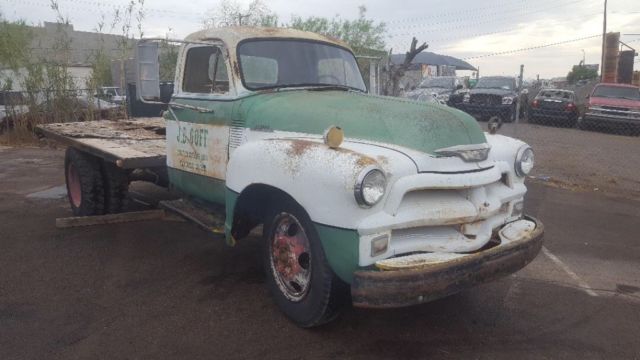 1954 chevrolet 4400 flatbed truck