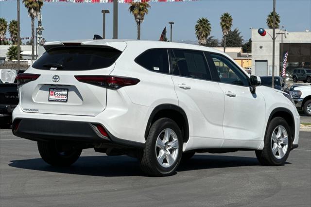 2023 toyota highlander l