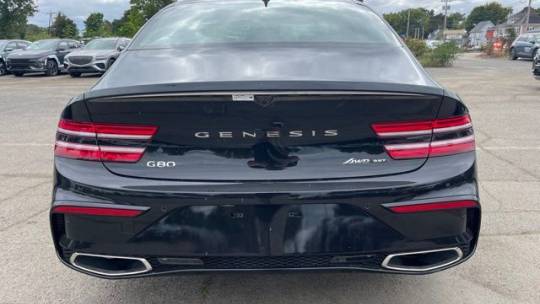 2025 Genesis G80