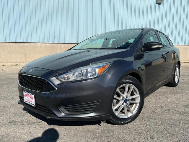 2016 ford focus se