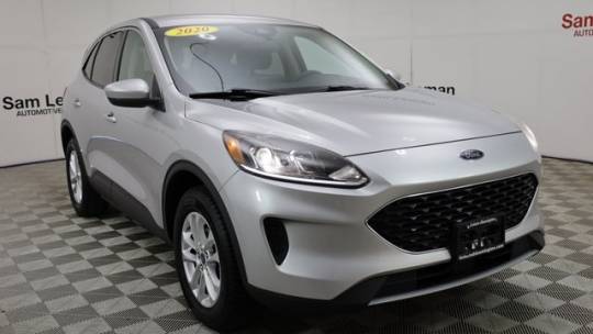 2020 ford escape se