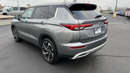 2023 Mitsubishi Outlander
