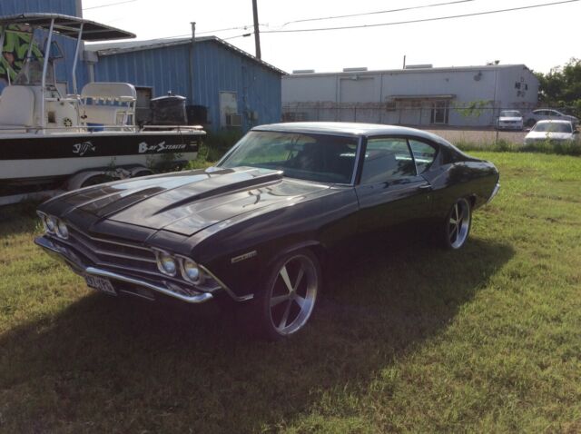 1969 chevelle restomod 350/auto