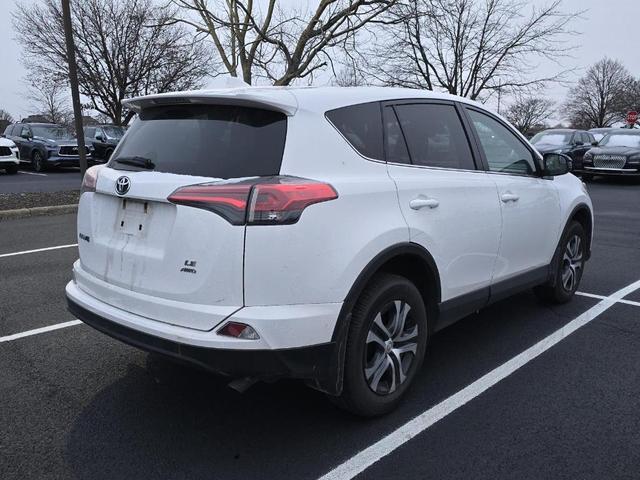 2018 toyota rav4 le