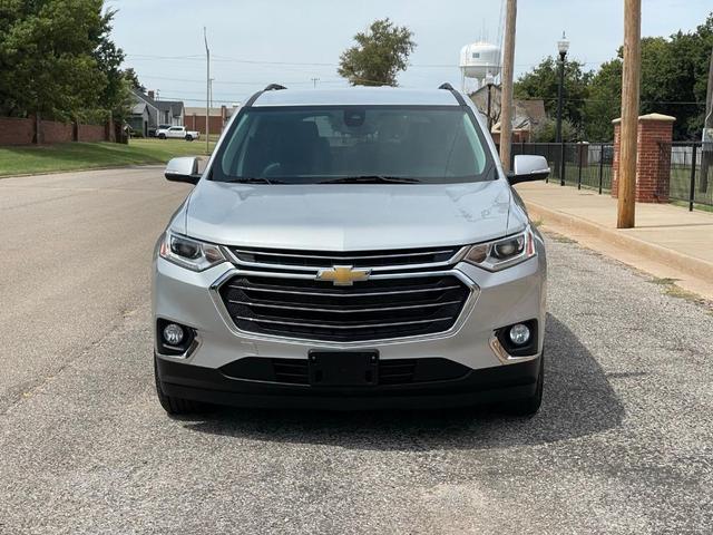 2021 chevrolet traverse lt leather