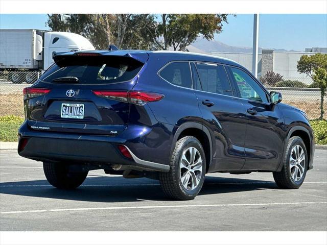 2022 toyota highlander xle