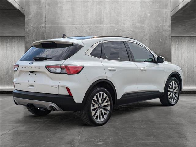 2022 ford escape titanium