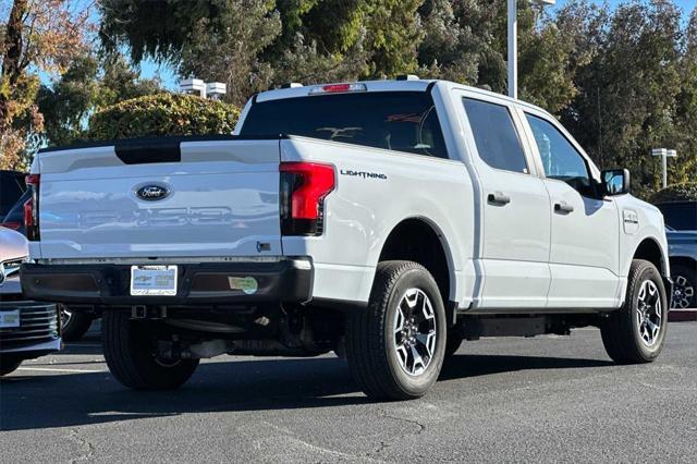2023 ford f-150 lightning pro