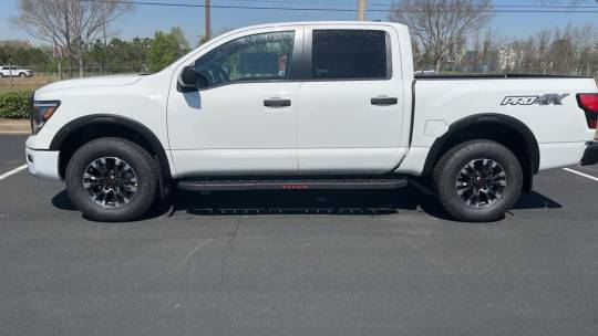2024 Nissan Titan pro-4x