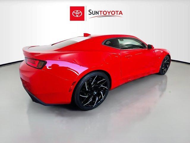 2017 chevrolet camaro 1lt