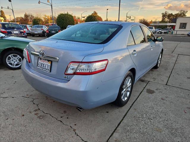 2010 toyota camry hybrid base