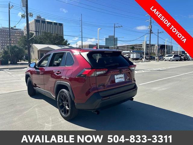 2021 toyota rav4 le