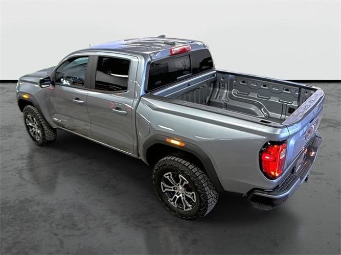 new 2024 gmc canyon 4wd at4