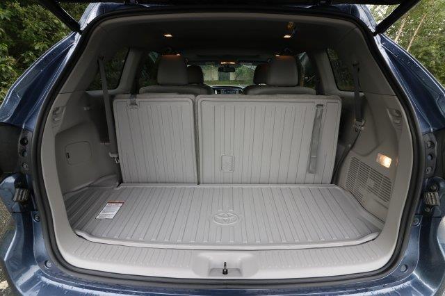 2015 toyota highlander limited awd limited 4dr suv for sale in anchorage, alaska