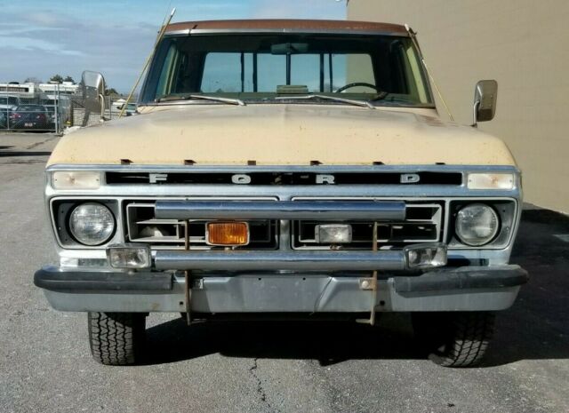 1976 ford f250 ranger xlt extended cab with factory side tool box (no reserve)