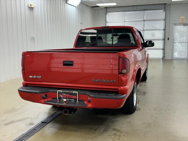 2002 chevrolet s-10 base