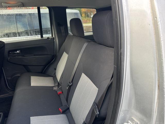 2010 jeep liberty sport